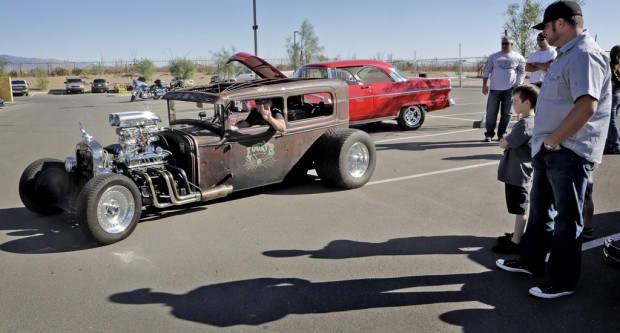 Car show drives up food donations